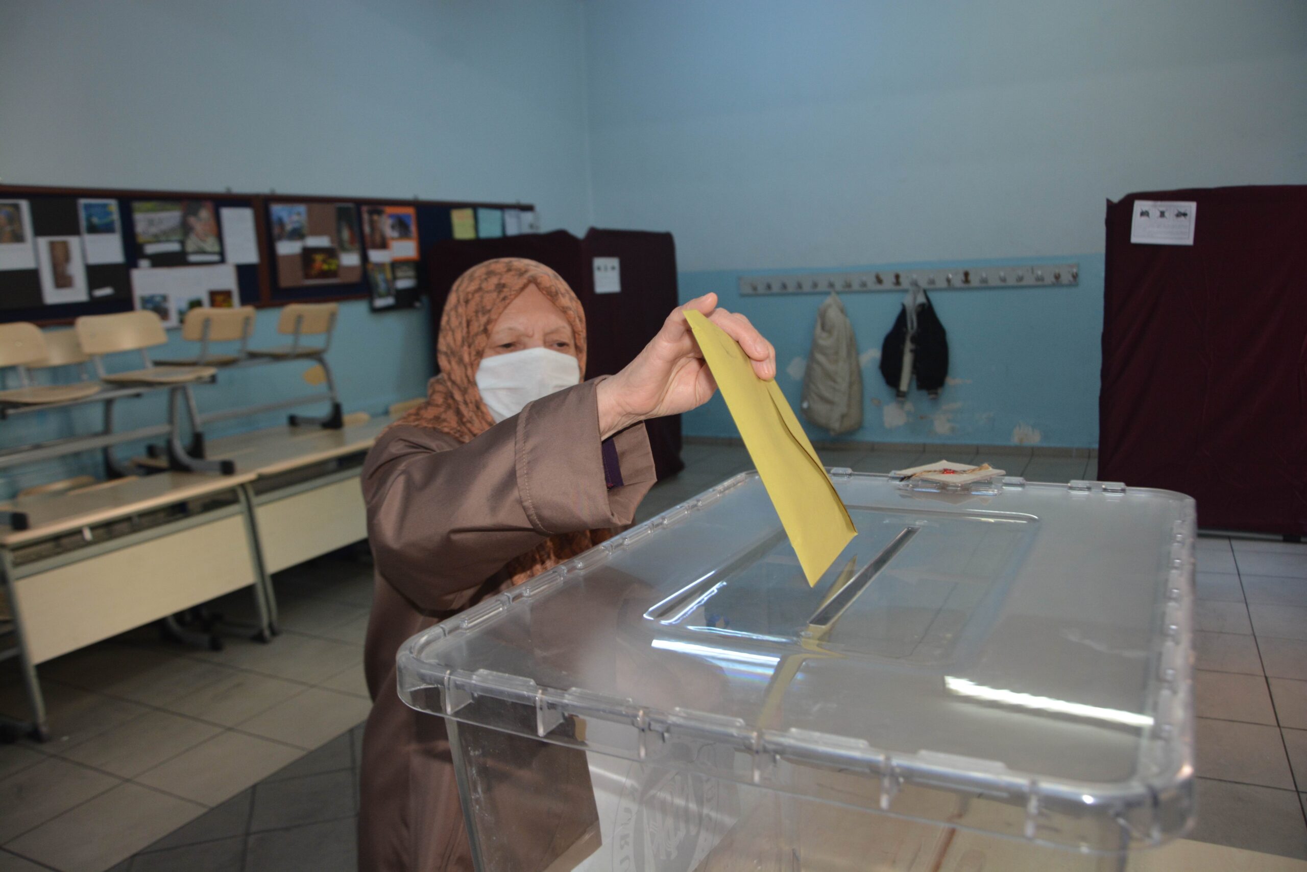 Balıkesir sandığa gitti