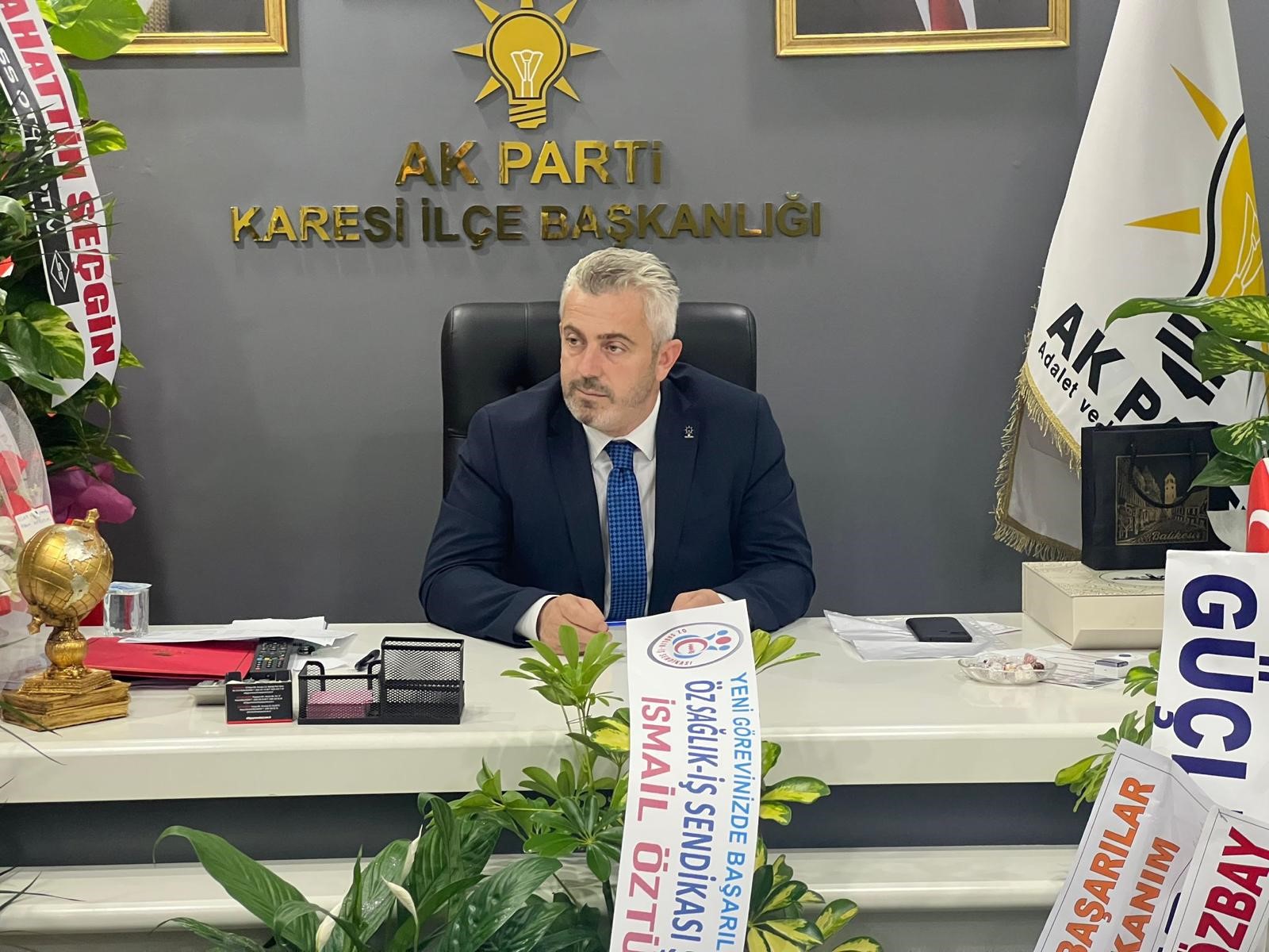 Karesi’de Başkan Hakan Aka’ya vatandaşlardan tebrik