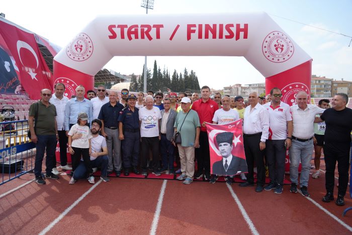 16. İsmail Akçay Yol Koşusu renkli görüntülere sahne oldu