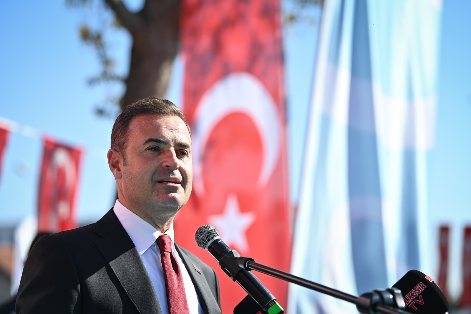 Ahmet Akın’ın Balıkesir’e 101. yıl armağanı