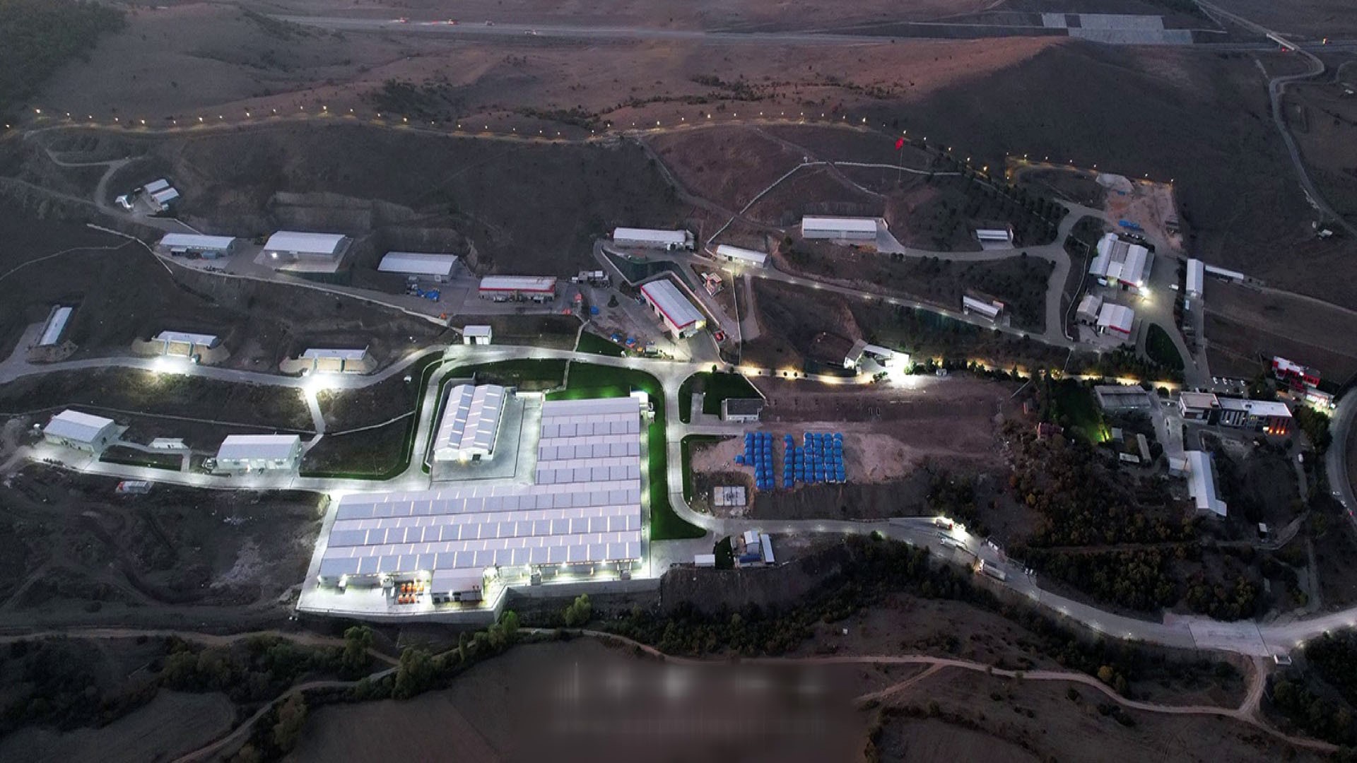 Balıkesir Valisi Ustaoğlu: “Patlamada 12 kişi hayatını kaybetti”