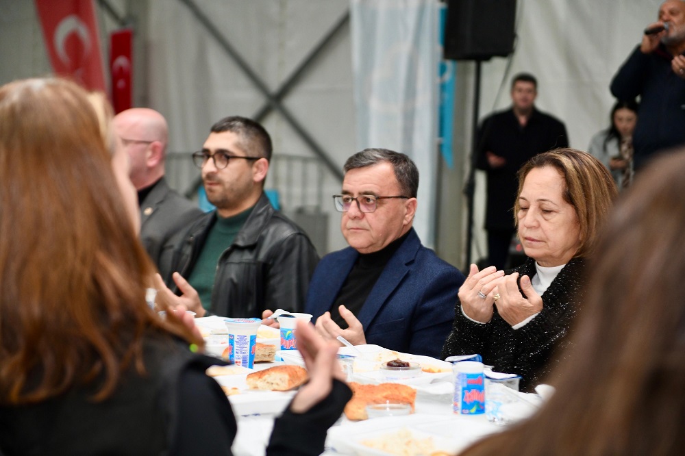 İFTAR SOFRALARINDA PAYLAŞMANIN GÜCÜ