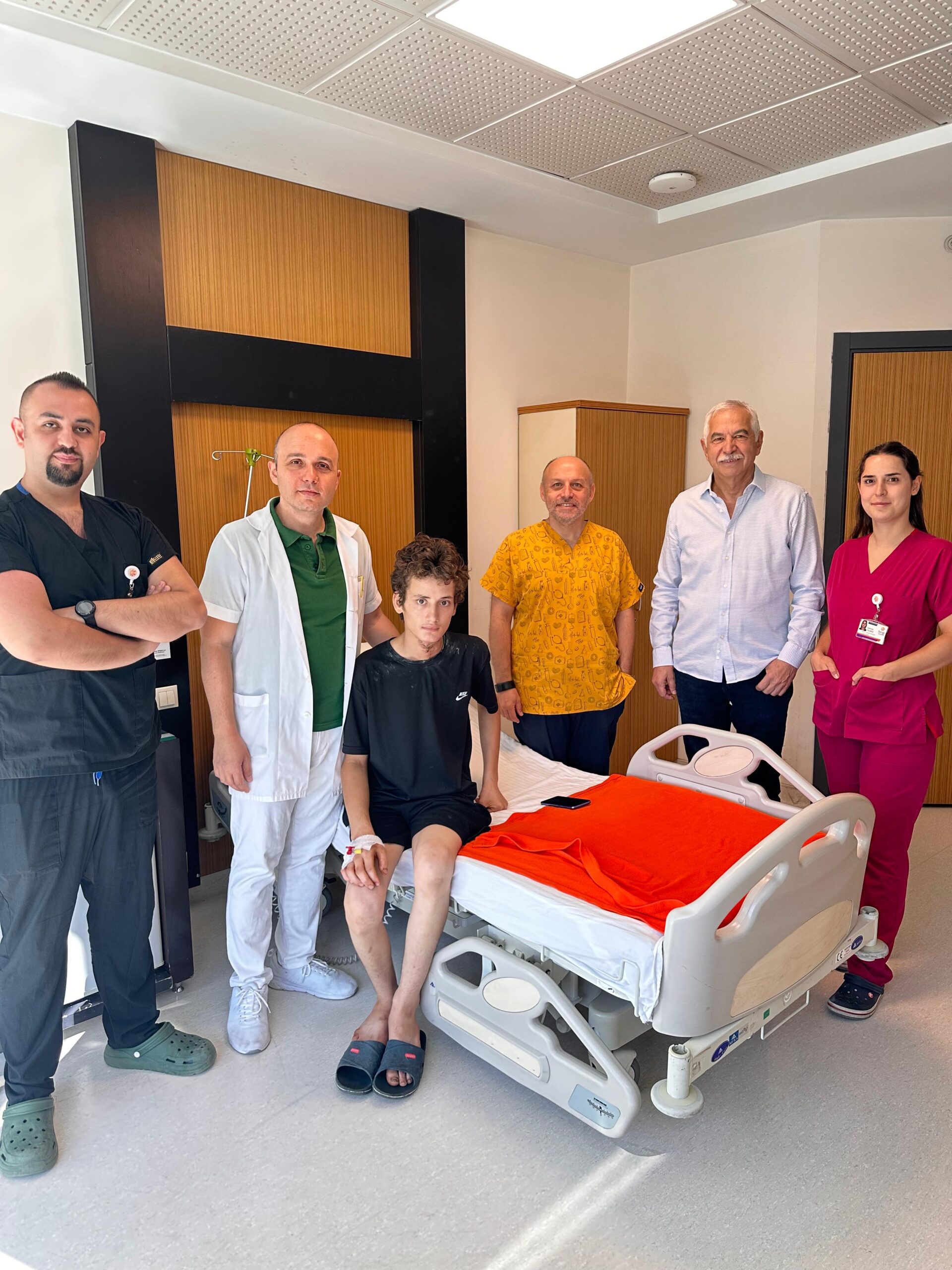 Şahdamarı kesilmişti… Nev’de tam zamanında müdahale