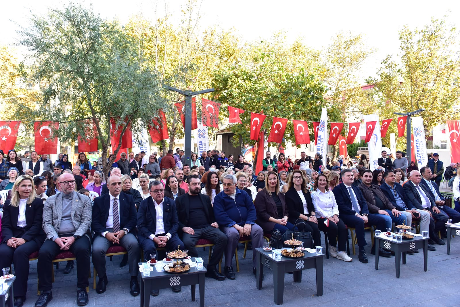 ALTIEYLÜL BELEDİYESİ’NDEN 28 MİLYON LİRALIK SOSYAL YAŞAM YATIRIMI BAŞKAN ŞEHİRLİ “KAPIMIZ AÇIK, SOFRAMIZ HAZIR”